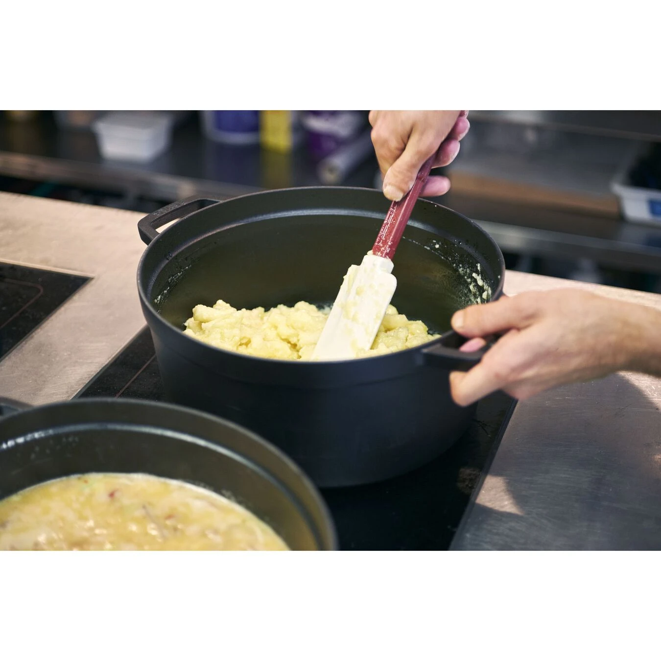 Staub Cocotte 34 Cm, Rund, Schwarz, Gusseisen – Bild 6