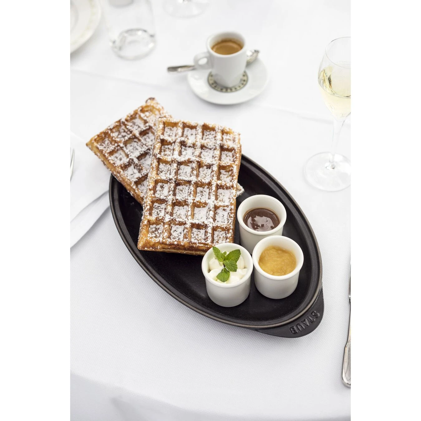 Staub Ofenform Mit Deckel 31 Cm, Gusseisen – Bild 4