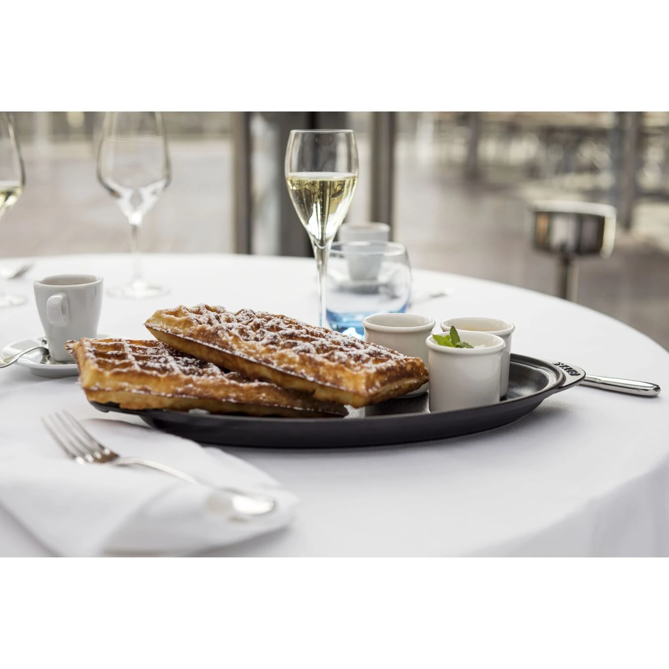 Staub Ofenform Mit Deckel 31 Cm, Gusseisen – Bild 3